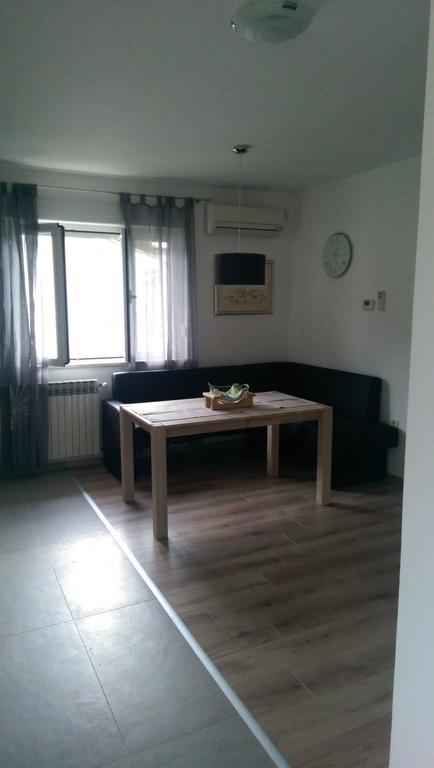 Apartment Aleksandar มอชเชนิชกา ดรากา ภายนอก รูปภาพ